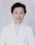 柴内裕子先生