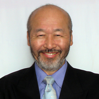 植村 興氏
